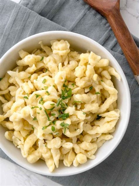 How to make homemade Spaetzle (German Egg .